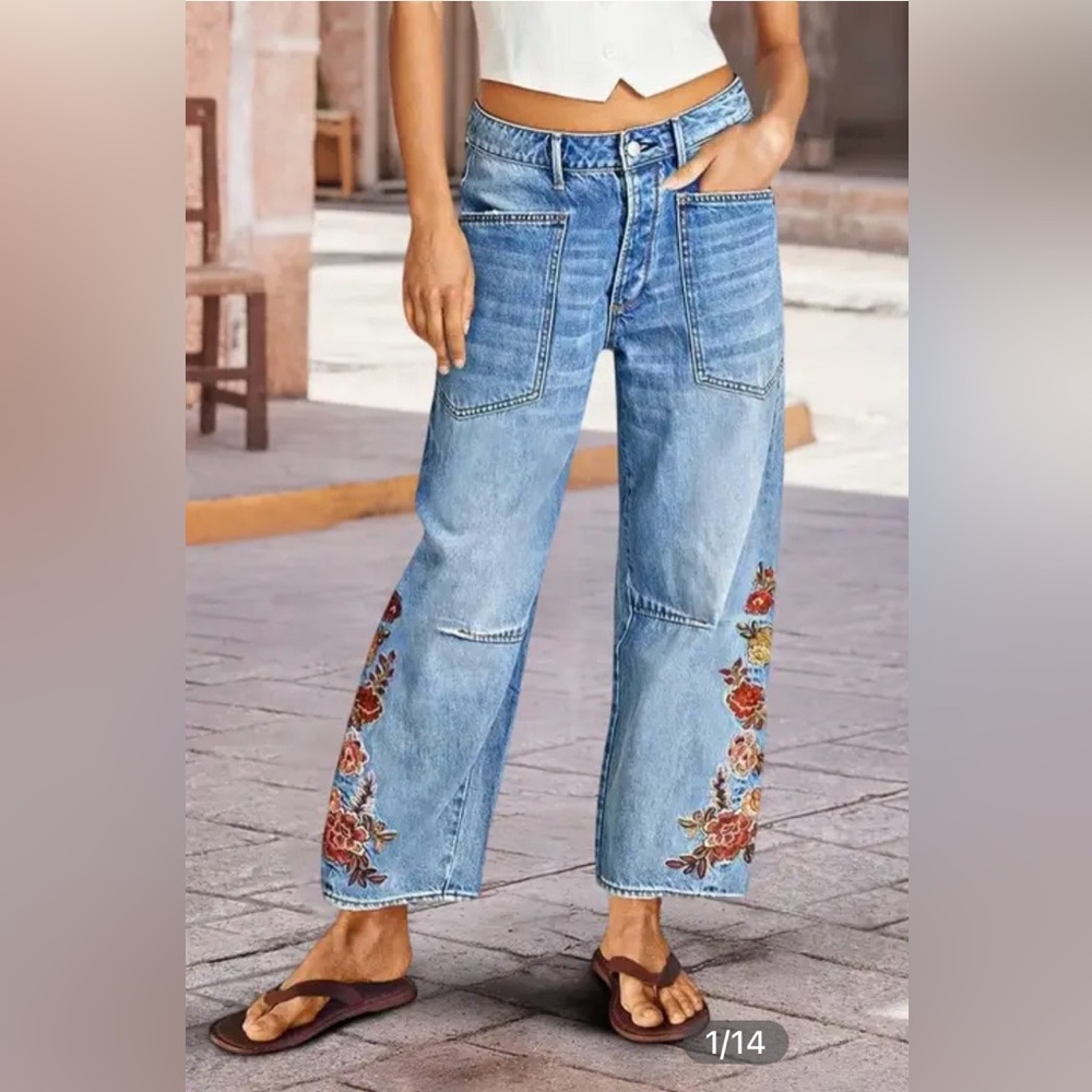 Flamingals Embroidery Side Stitch Detail Mid Waist Barrel Leg Crop Jeans Lg NWT